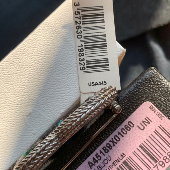 New CHANEL 🖤 Pin Brooch Silver Tone Black Pink Green Gray Blue Tan Tweed Thread - Picture 8 of 16